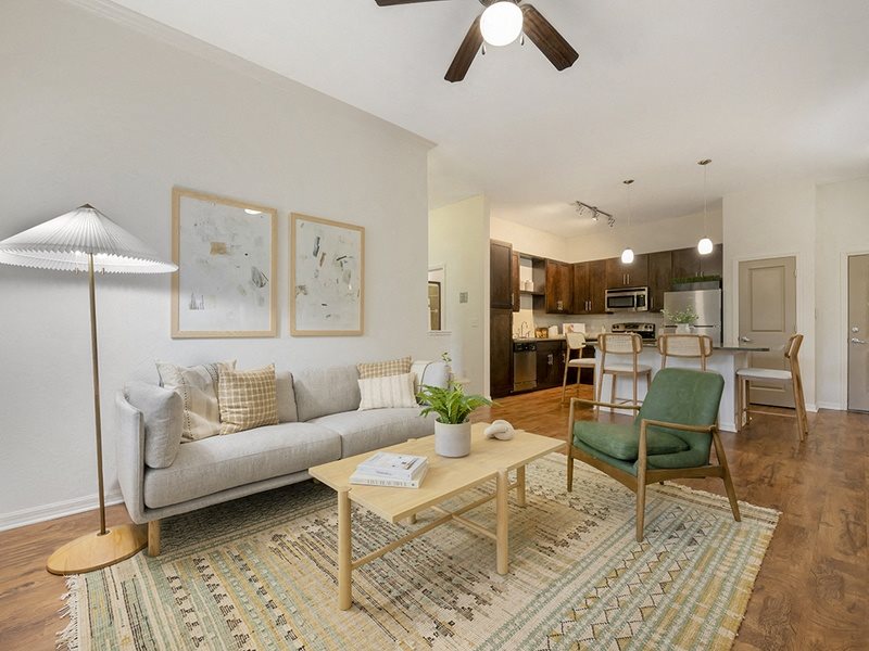 Bell Lake Forest Apartments